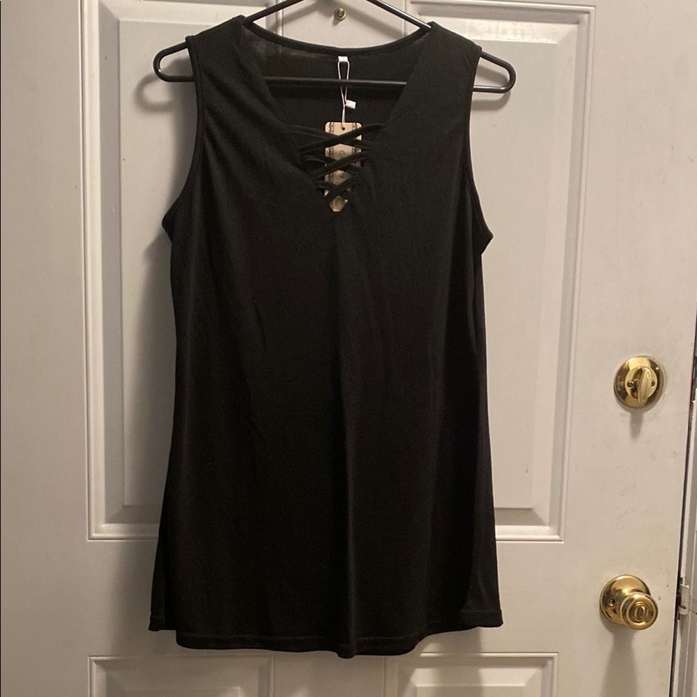 Black Sleeveless Top